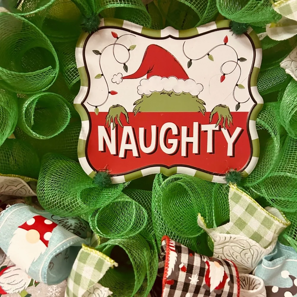 Christmas wreath/nauty